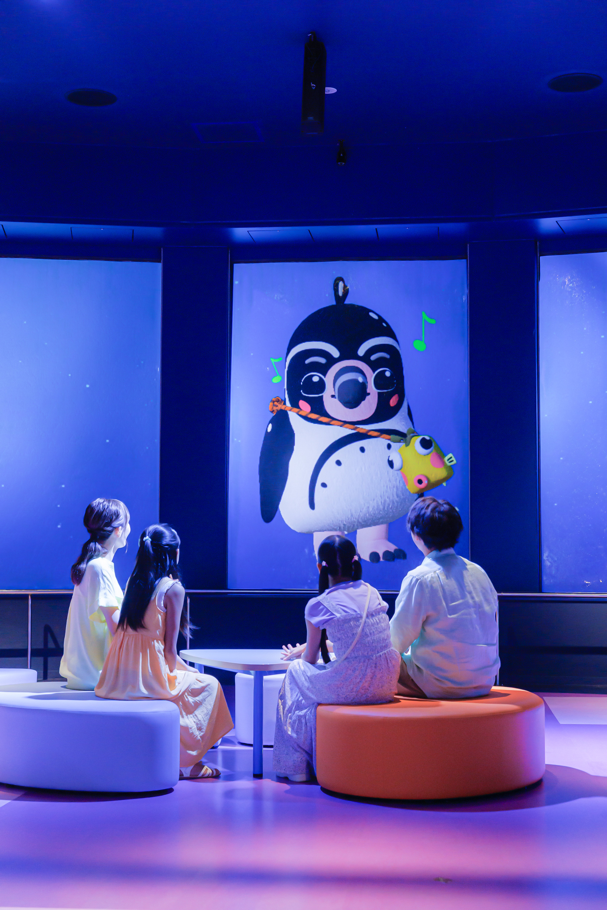 DMMかりゆし水族館